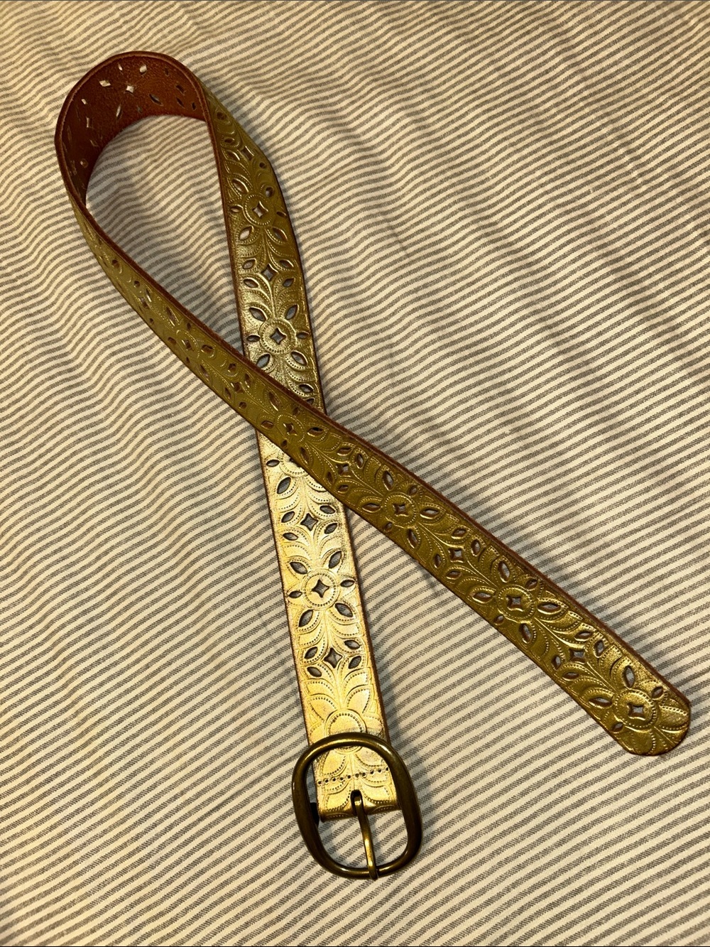 Fossil Perforated Women's Embossed Floral Leather Belt Western Metallic Gold S